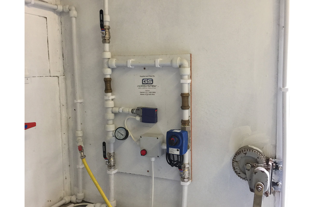 Bypass system with Seko dosing pump